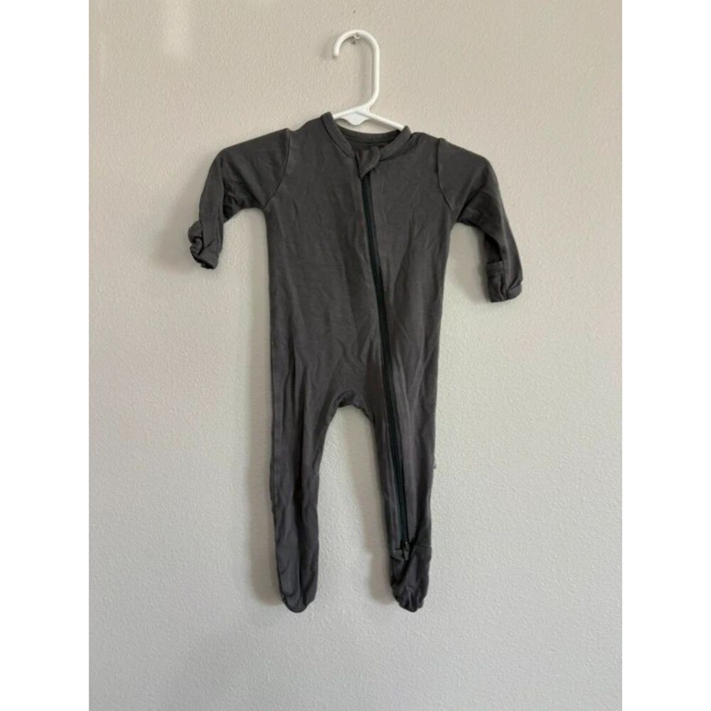 Kyte baby gray bamboo footie